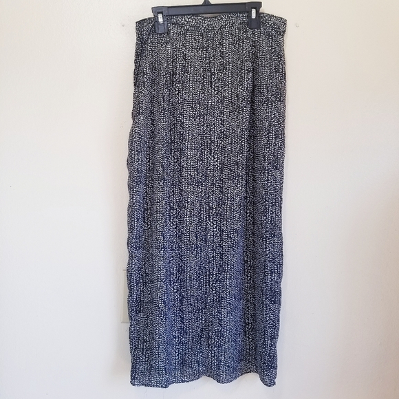 Valette |‎ Abstract Print Petal Skirt size 8 - Picture 7 of 7